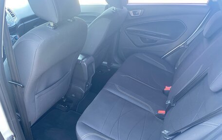 Ford Fiesta, 2015 год, 749 000 рублей, 9 фотография