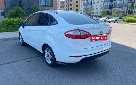 Ford Fiesta, 2015 год, 749 000 рублей, 6 фотография