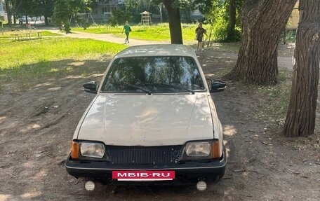 Opel Ascona C, 1984 год, 90 000 рублей, 2 фотография