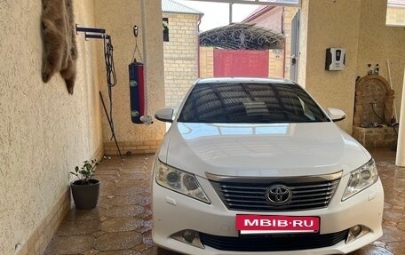 Toyota Camry, 2014 год, 1 650 000 рублей, 2 фотография