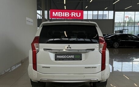 Mitsubishi Pajero Sport III рестайлинг, 2018 год, 2 750 000 рублей, 5 фотография