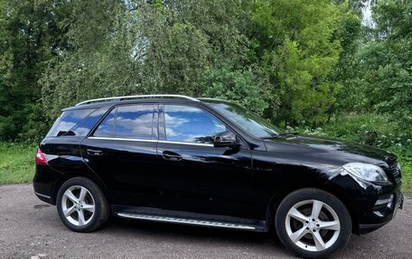 Mercedes-Benz M-Класс, 2013 год, 2 400 000 рублей, 4 фотография