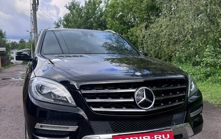 Mercedes-Benz M-Класс, 2013 год, 2 400 000 рублей, 2 фотография