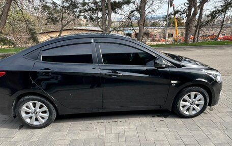 Hyundai Solaris II рестайлинг, 2016 год, 880 000 рублей, 3 фотография