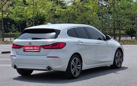 BMW 1 серия, 2022 год, 2 840 000 рублей, 3 фотография