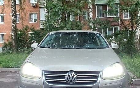 Volkswagen Jetta VI, 2008 год, 630 000 рублей, 2 фотография