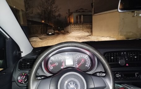 Volkswagen Polo VI (EU Market), 2014 год, 750 000 рублей, 6 фотография
