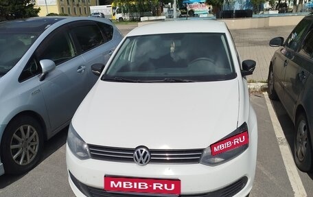 Volkswagen Polo VI (EU Market), 2014 год, 750 000 рублей, 3 фотография