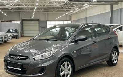 Hyundai Solaris II рестайлинг, 2011 год, 690 000 рублей, 1 фотография