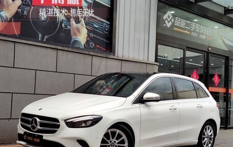 Mercedes-Benz B-Класс, 2020 год, 1 800 000 рублей, 1 фотография