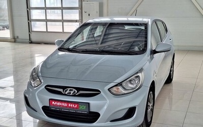 Hyundai Solaris II рестайлинг, 2012 год, 820 000 рублей, 1 фотография