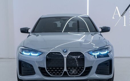 BMW i4, 2023 год, 5 900 000 рублей, 1 фотография