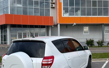 Toyota RAV4, 2011 год, 1 650 000 рублей, 6 фотография