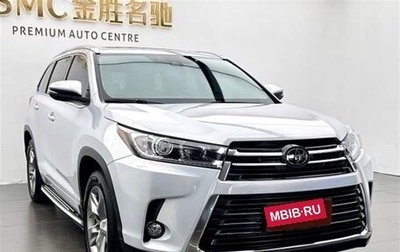 Toyota Highlander III, 2021 год, 3 260 000 рублей, 1 фотография