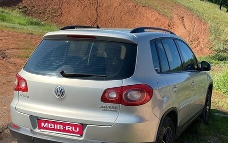 Volkswagen Tiguan I, 2011 год, 1 100 000 рублей, 3 фотография