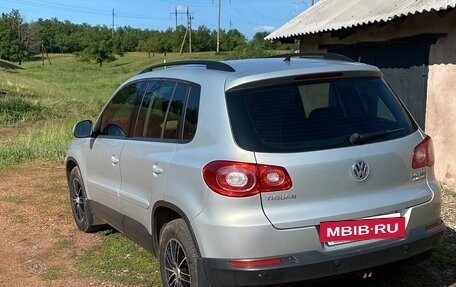 Volkswagen Tiguan I, 2011 год, 1 100 000 рублей, 4 фотография