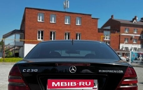 Mercedes-Benz C-Класс, 2004 год, 750 000 рублей, 10 фотография