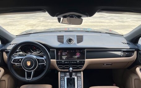 Porsche Macan I рестайлинг, 2021 год, 4 400 000 рублей, 8 фотография