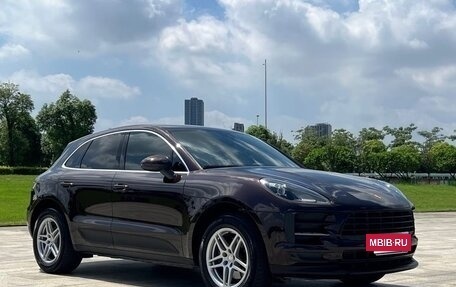 Porsche Macan I рестайлинг, 2021 год, 4 400 000 рублей, 3 фотография