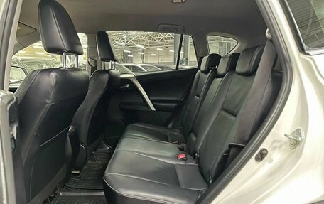 Toyota RAV4, 2013 год, 1 790 000 рублей, 11 фотография
