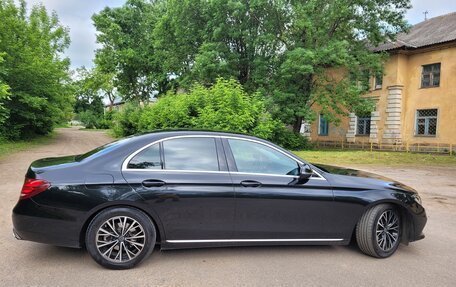 Mercedes-Benz E-Класс, 2016 год, 3 060 000 рублей, 5 фотография