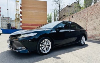 Toyota Camry, 2018 год, 2 680 000 рублей, 1 фотография