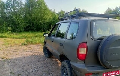 Chevrolet Niva I рестайлинг, 2004 год, 280 000 рублей, 1 фотография