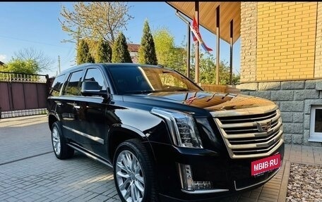 Cadillac Escalade IV, 2020 год, 5 390 000 рублей, 1 фотография