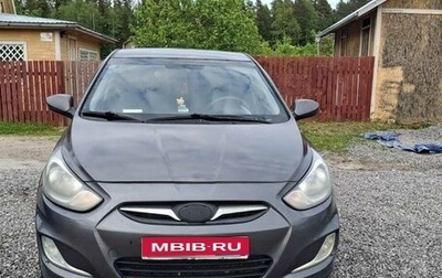 Hyundai Solaris II рестайлинг, 2012 год, 400 000 рублей, 1 фотография