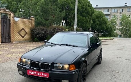 BMW 3 серия, 1993 год, 299 999 рублей, 1 фотография