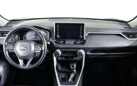 Toyota RAV4, 2021 год, 3 190 000 рублей, 13 фотография