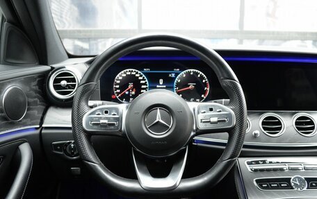 Mercedes-Benz E-Класс, 2018 год, 3 490 000 рублей, 15 фотография