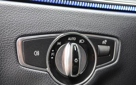 Mercedes-Benz E-Класс, 2018 год, 3 490 000 рублей, 20 фотография