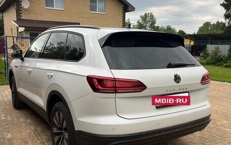 Volkswagen Touareg III, 2021 год, 7 290 000 рублей, 4 фотография