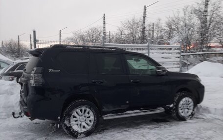 Toyota Land Cruiser Prado 150 рестайлинг 2, 2021 год, 6 800 000 рублей, 2 фотография