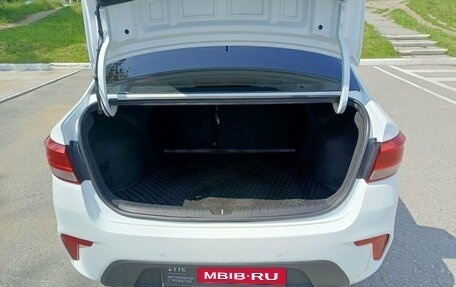 KIA Rio IV, 2017 год, 990 000 рублей, 10 фотография