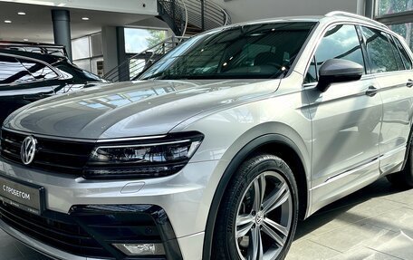 Volkswagen Tiguan II, 2018 год, 2 700 000 рублей, 1 фотография