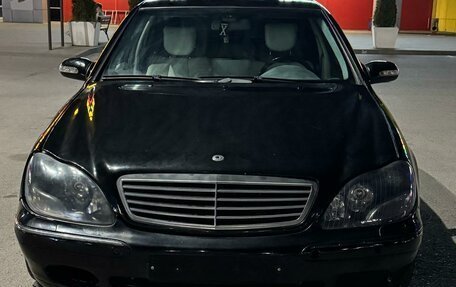 Mercedes-Benz S-Класс, 2000 год, 330 000 рублей, 1 фотография