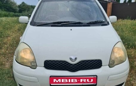 Toyota Vitz, 2003 год, 370 000 рублей, 1 фотография