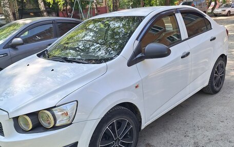Chevrolet Aveo III, 2013 год, 540 000 рублей, 1 фотография