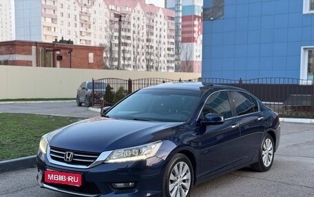 Honda Accord IX рестайлинг, 2013 год, 1 750 000 рублей, 1 фотография