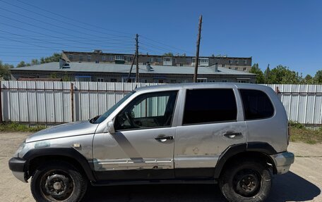 Chevrolet Niva I рестайлинг, 2004 год, 169 000 рублей, 5 фотография