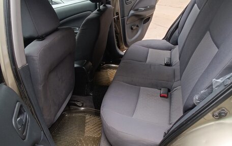 Nissan Almera, 2004 год, 290 000 рублей, 8 фотография