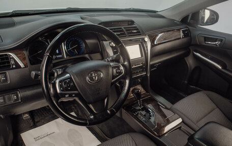 Toyota Camry, 2015 год, 2 099 000 рублей, 7 фотография