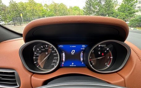 Maserati Levante I, 2018 год, 5 200 000 рублей, 8 фотография