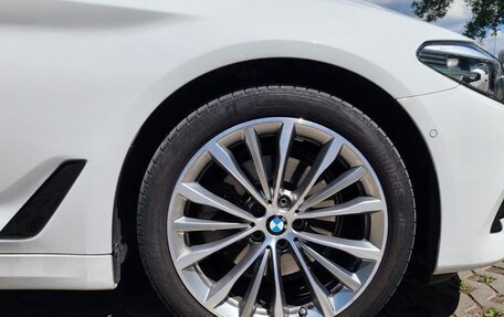 BMW 5 серия, 2020 год, 3 380 000 рублей, 10 фотография