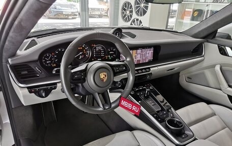 Porsche 911, 2019 год, 14 700 000 рублей, 13 фотография