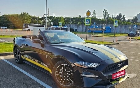 Ford Mustang VI рестайлинг, 2019 год, 2 690 000 рублей, 4 фотография