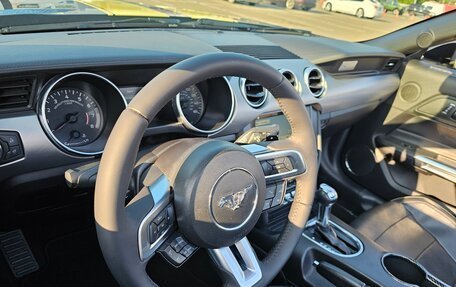 Ford Mustang VI рестайлинг, 2019 год, 2 690 000 рублей, 16 фотография