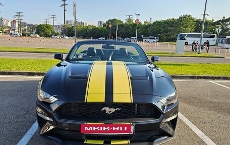 Ford Mustang VI рестайлинг, 2019 год, 2 690 000 рублей, 3 фотография